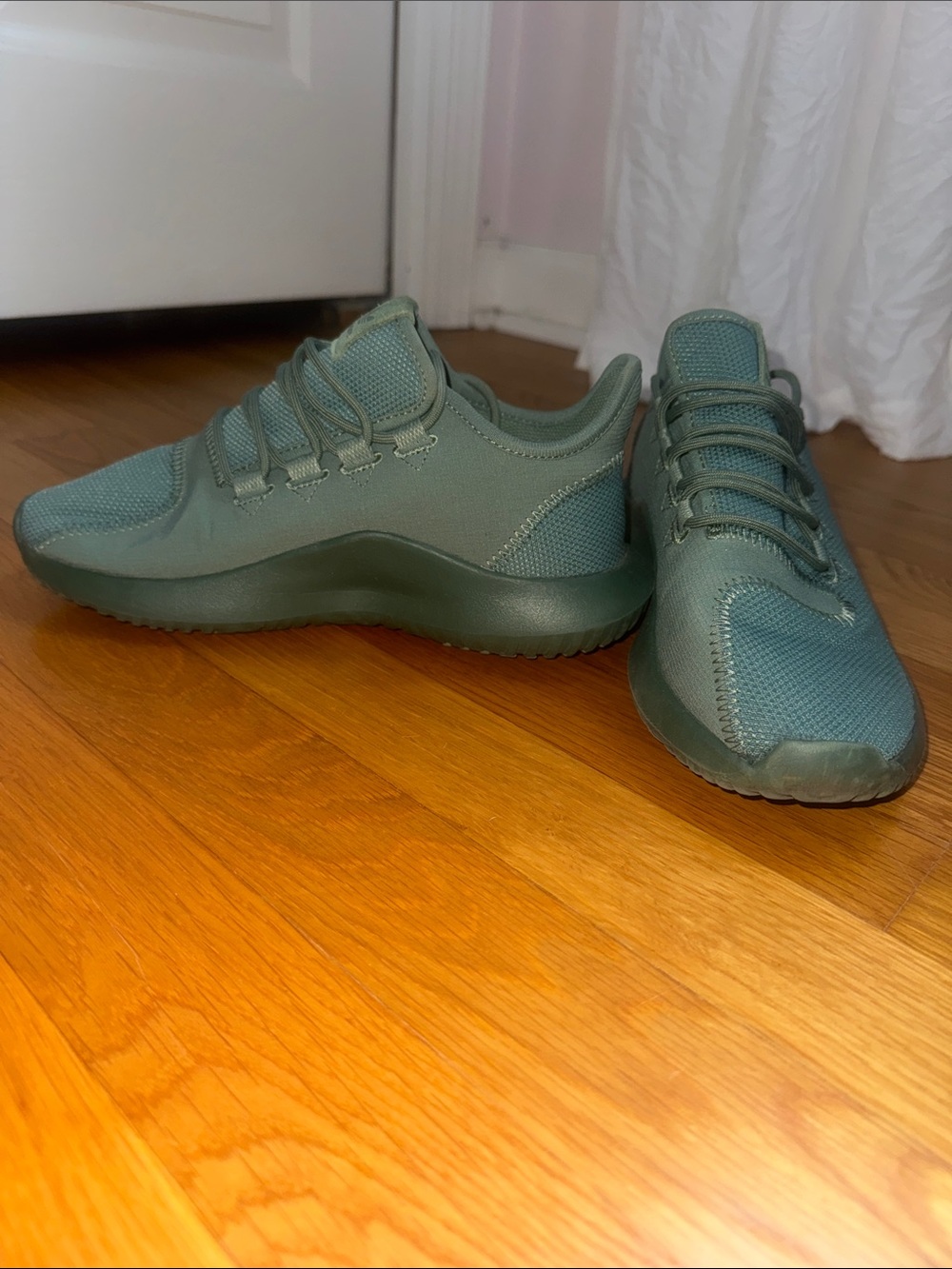 adidas Sneakers in Teal (Unisex)